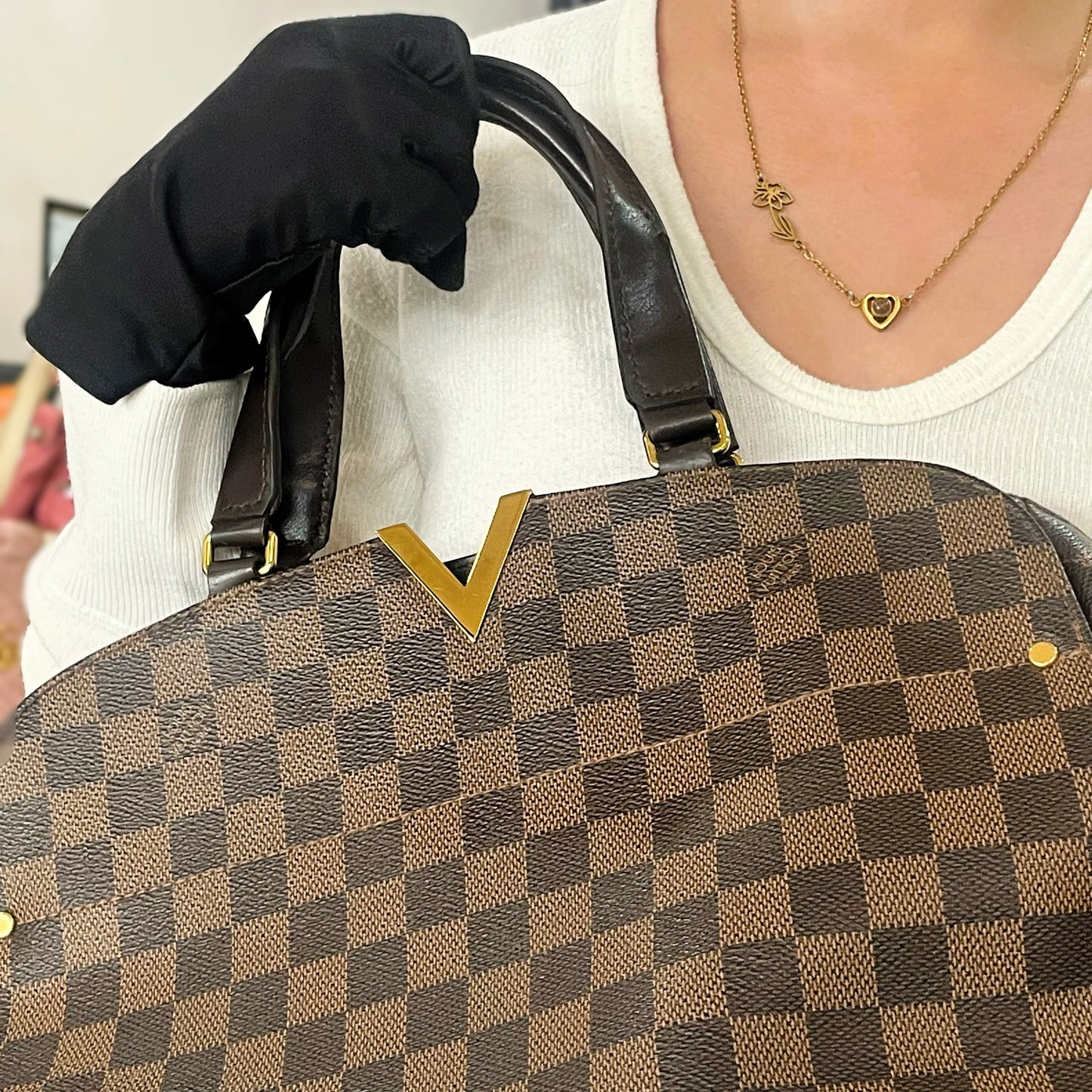 LV Damier Ebene Kensington