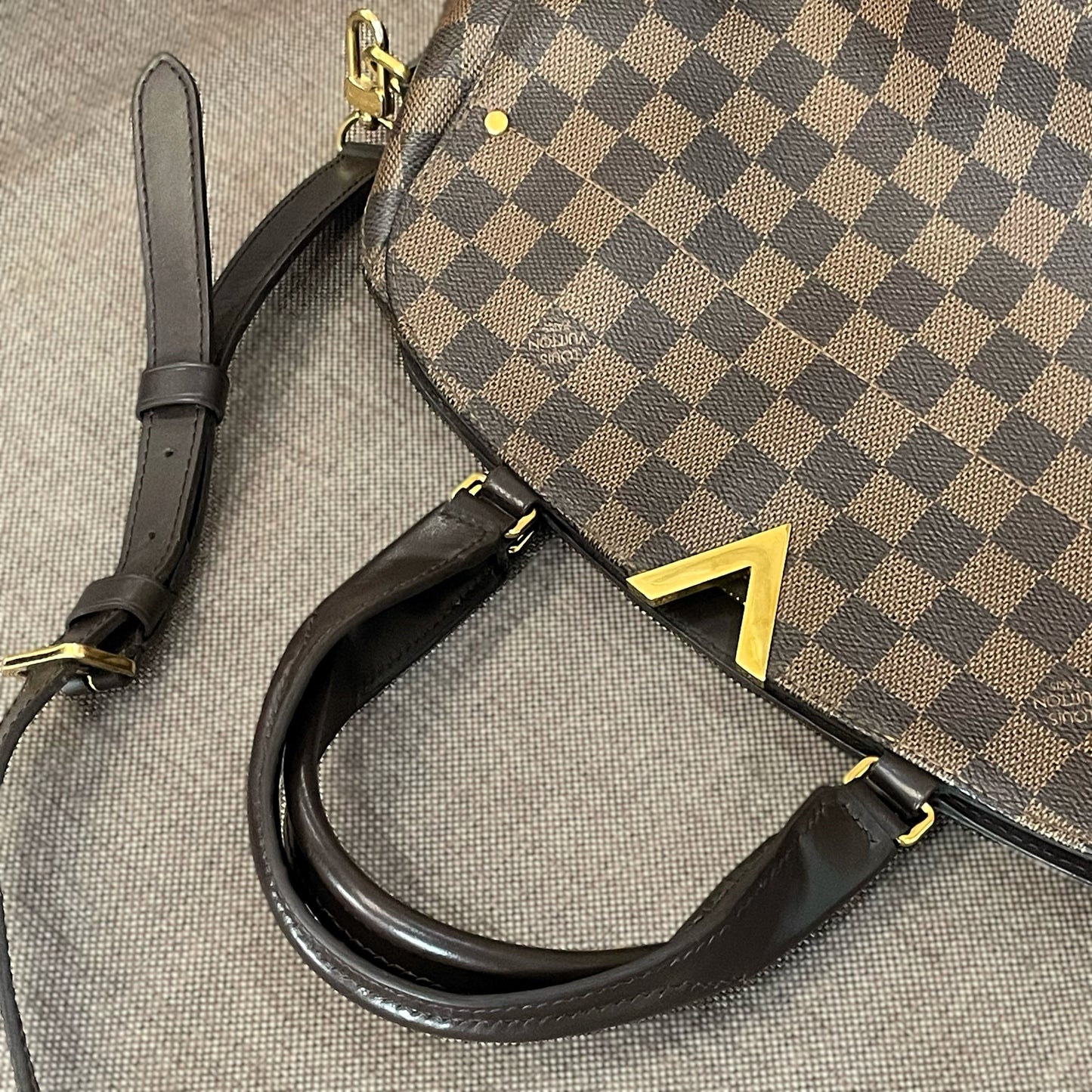 LV Damier Ebene Kensington