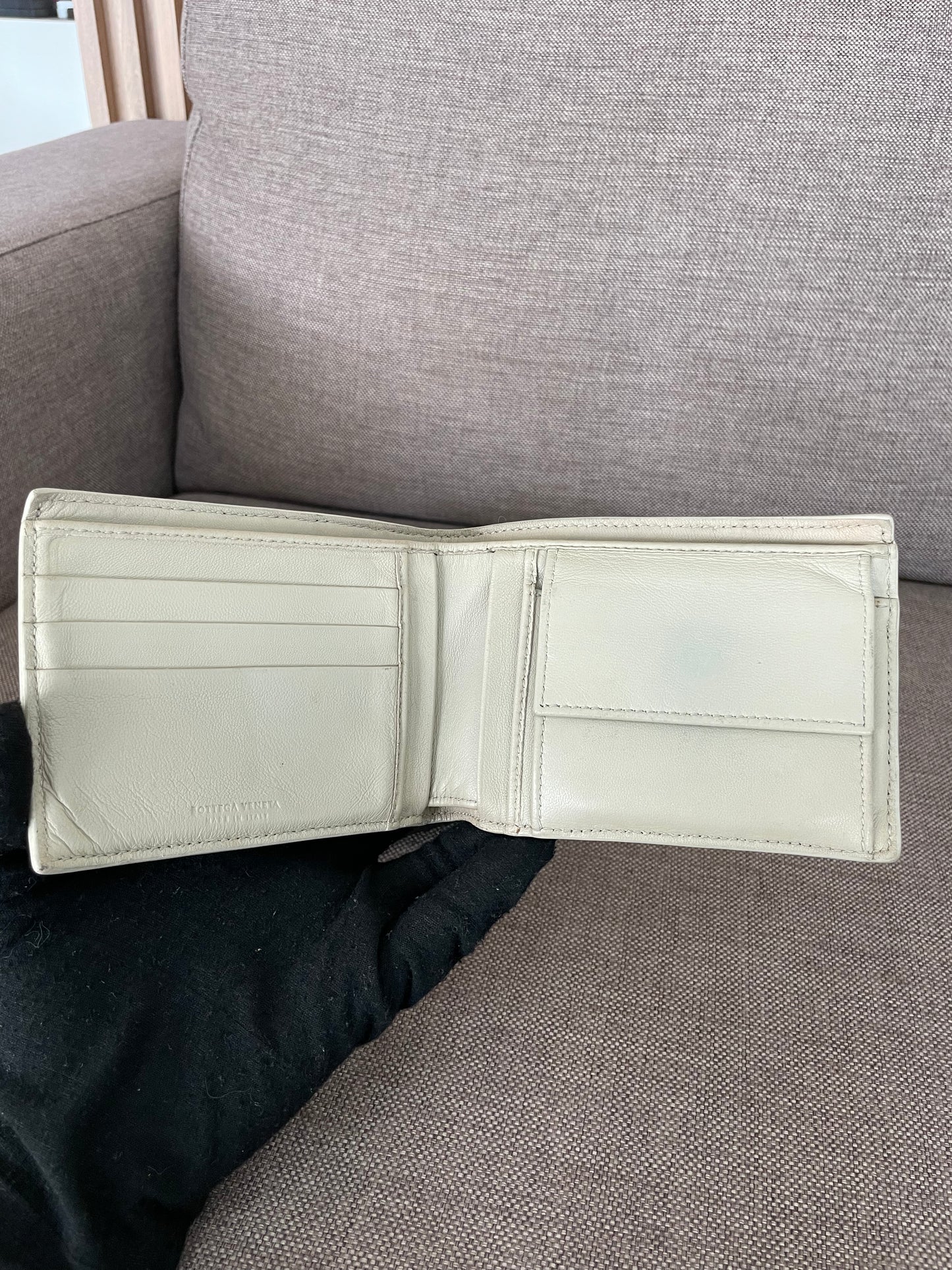 Bottega Veneta Bifold Wallet Intrecciato