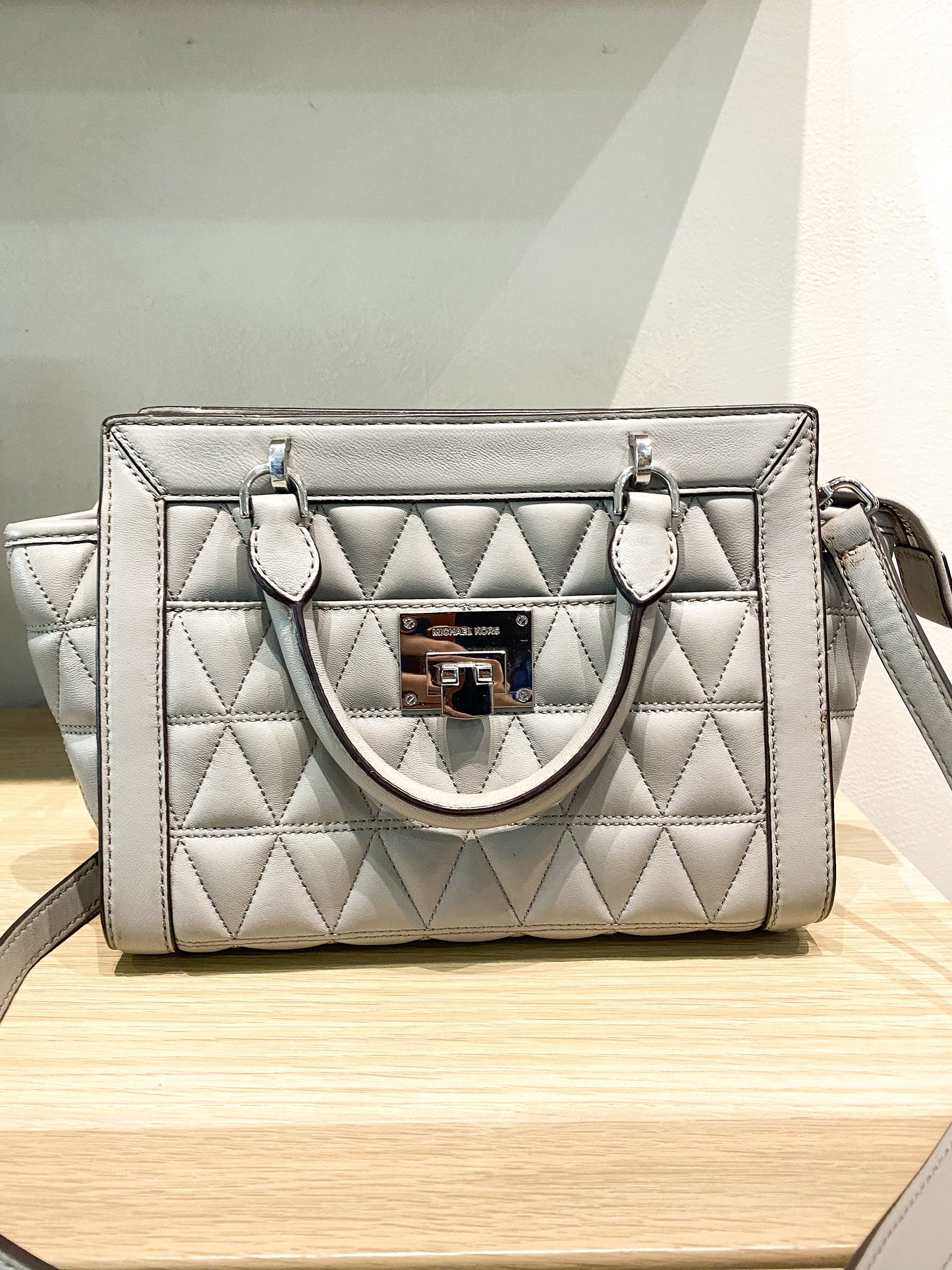 Michael Kors Vivianne Pearl Gray Quilted Patent Leather Crossbody