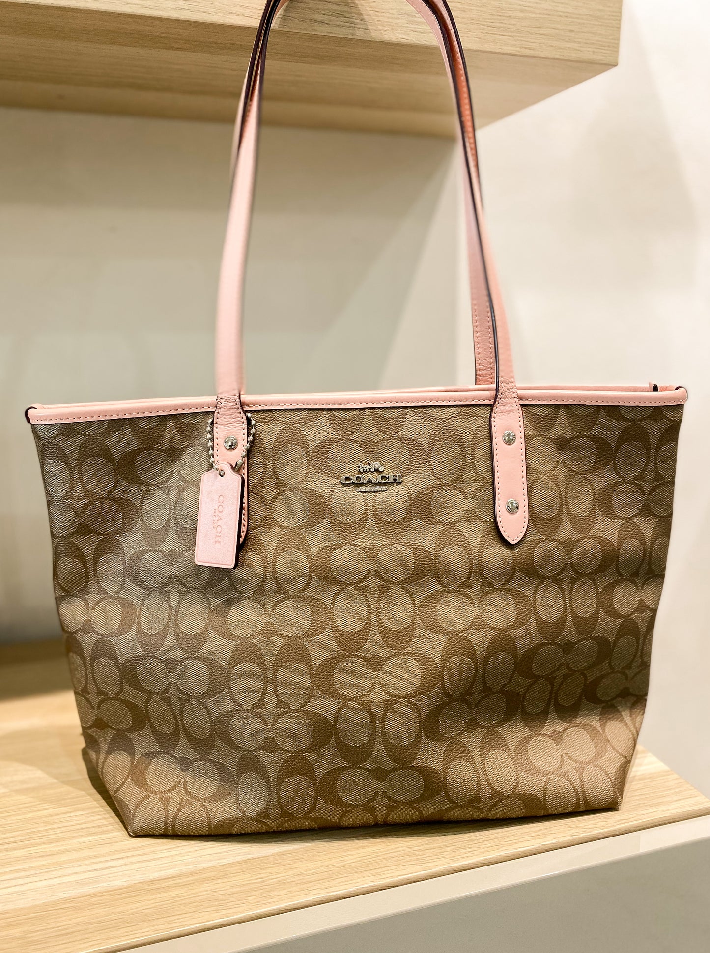 Coach City Tote in Signature Canvas