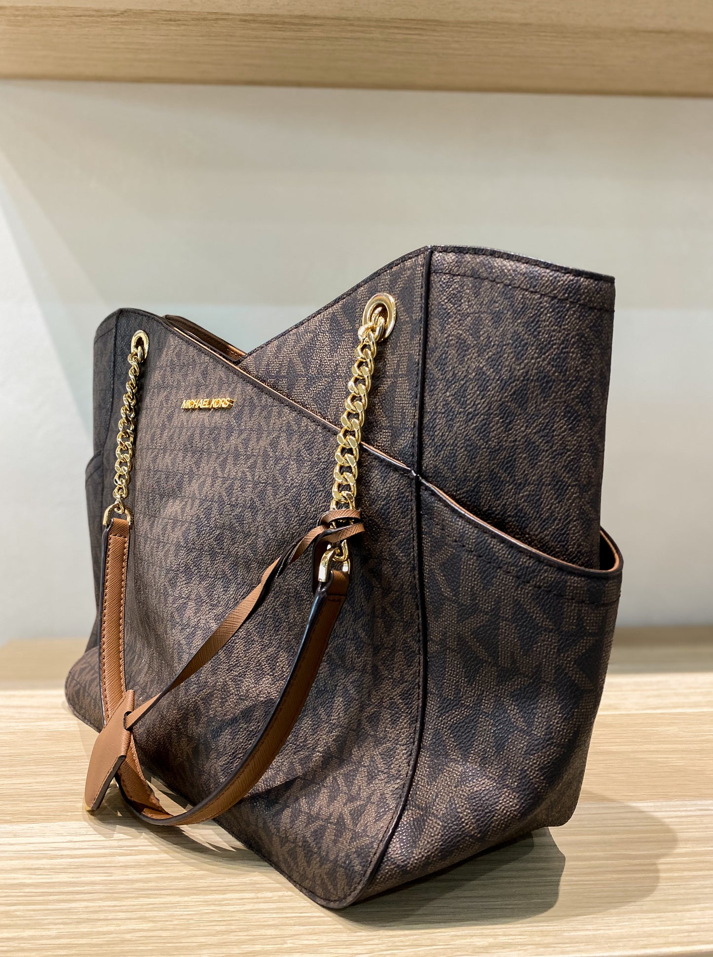 Michael Kors Jet Set Travel Large Logo