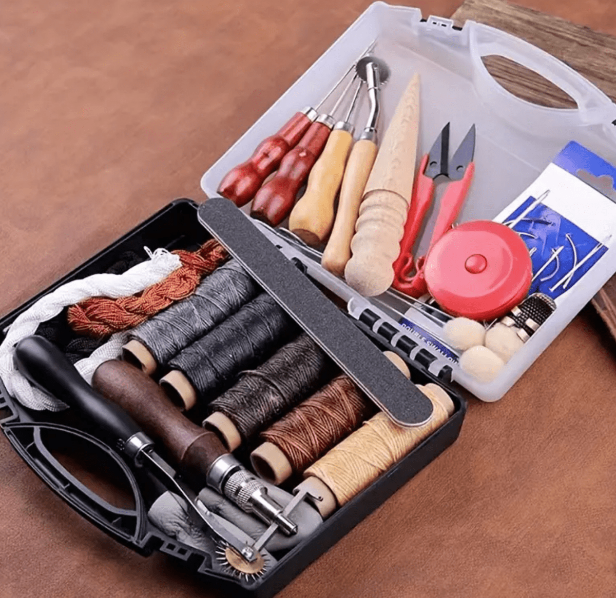 Beginner's Leathercrafting Kit - Élysée