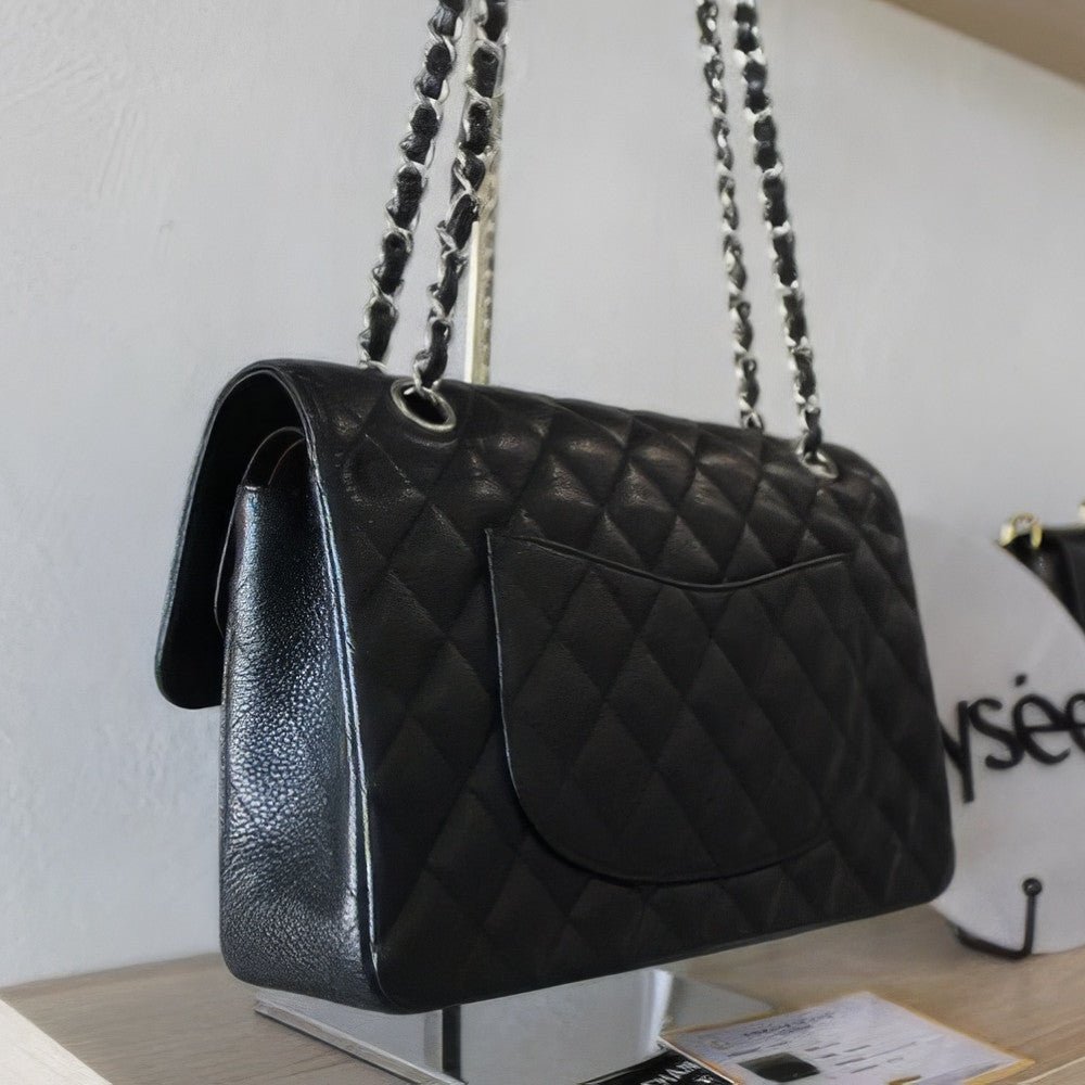 Chanel Medium Caviar Flap - Élysée