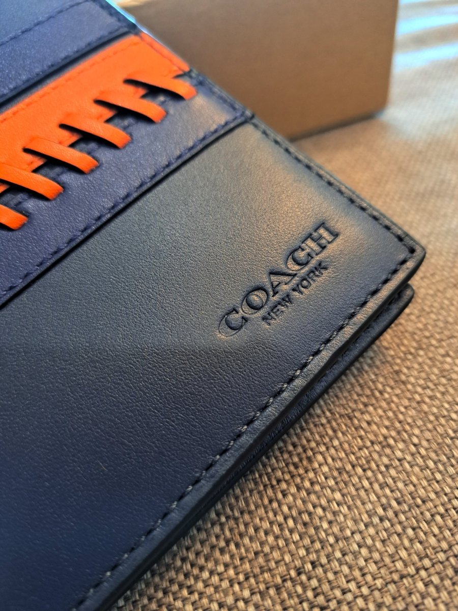 Coach Men's Sporty Stitch Passport Case - Élysée