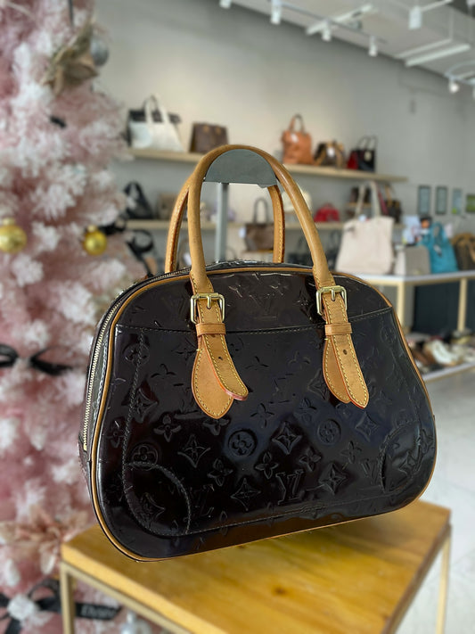 Louis Vuitton Vernis Summit drive