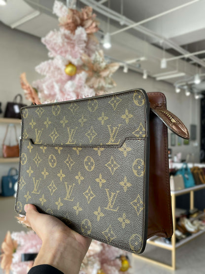 LV Pochette Homme Clutch