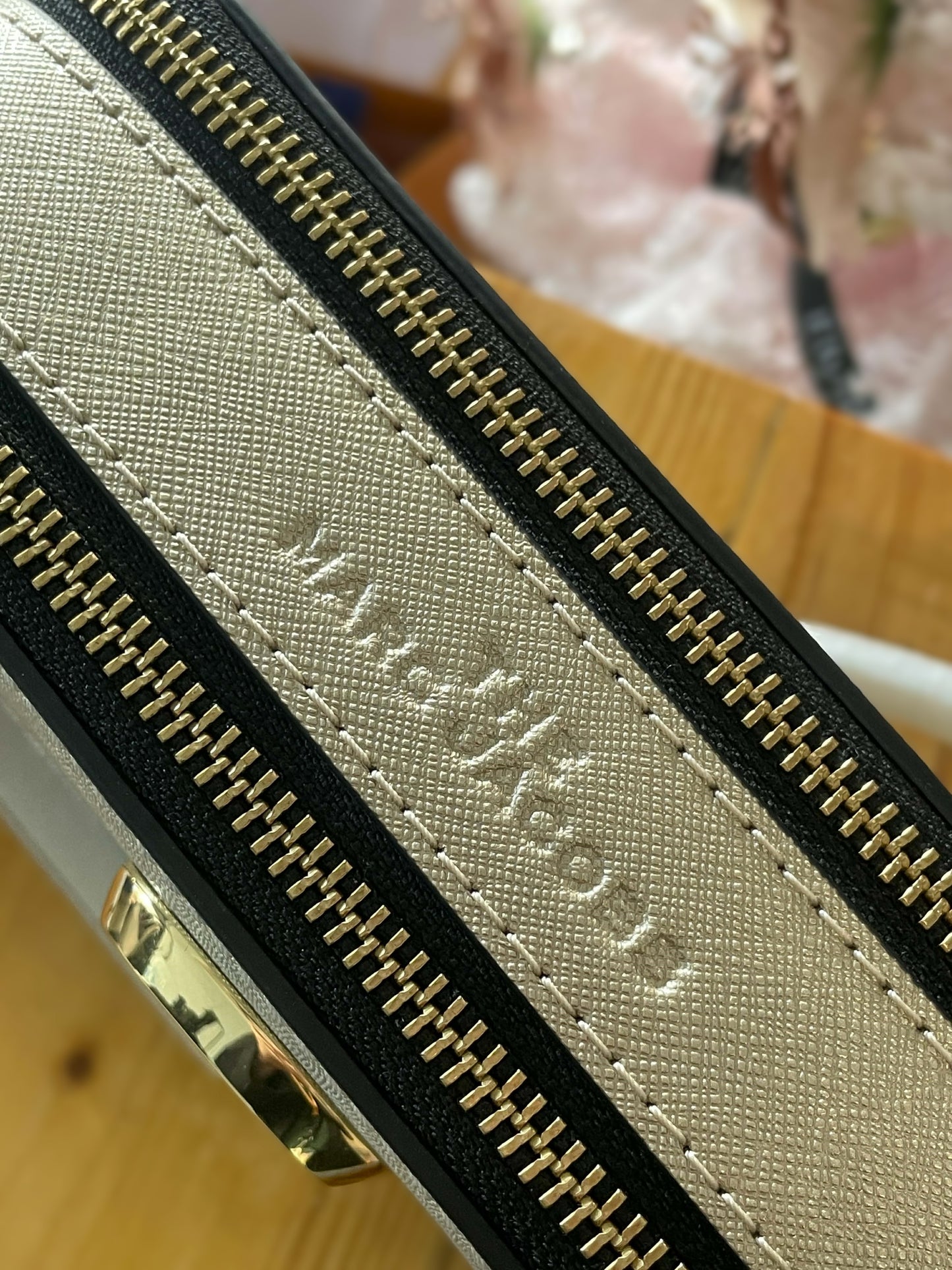 Marc Jacobs  Snapshot platinum Gold