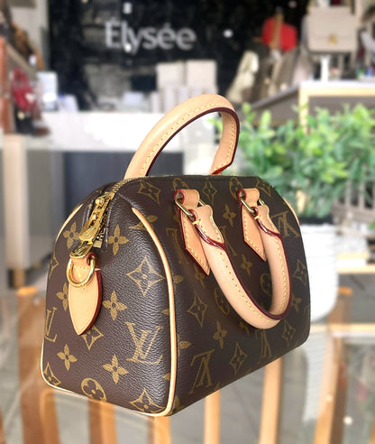 Louis Vuitton  Speedy 20