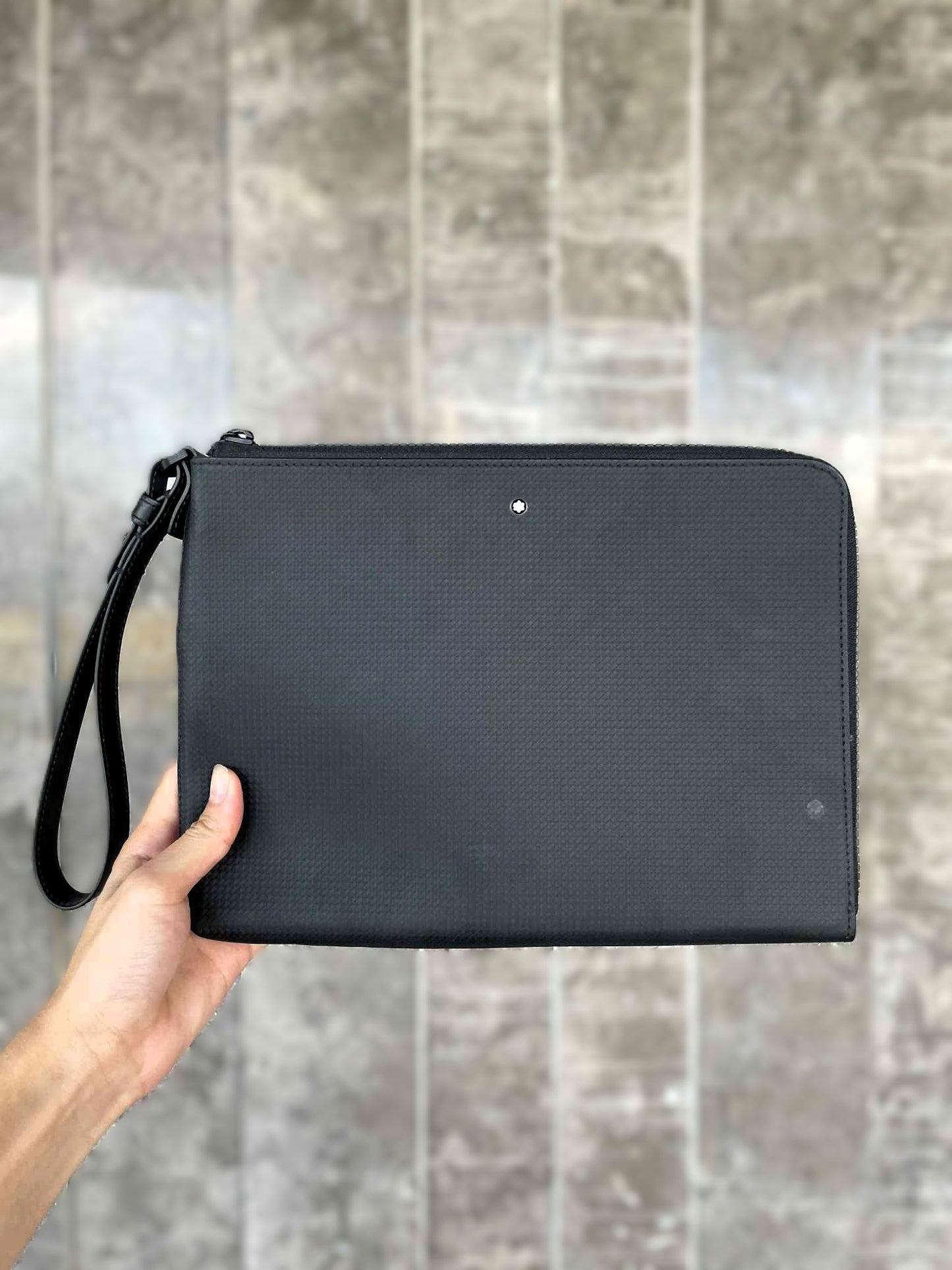 Montblanc Extreme 2.0 bovine leather pouch