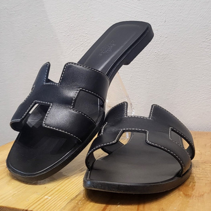 Hermes Noir Oran Sandals US 8