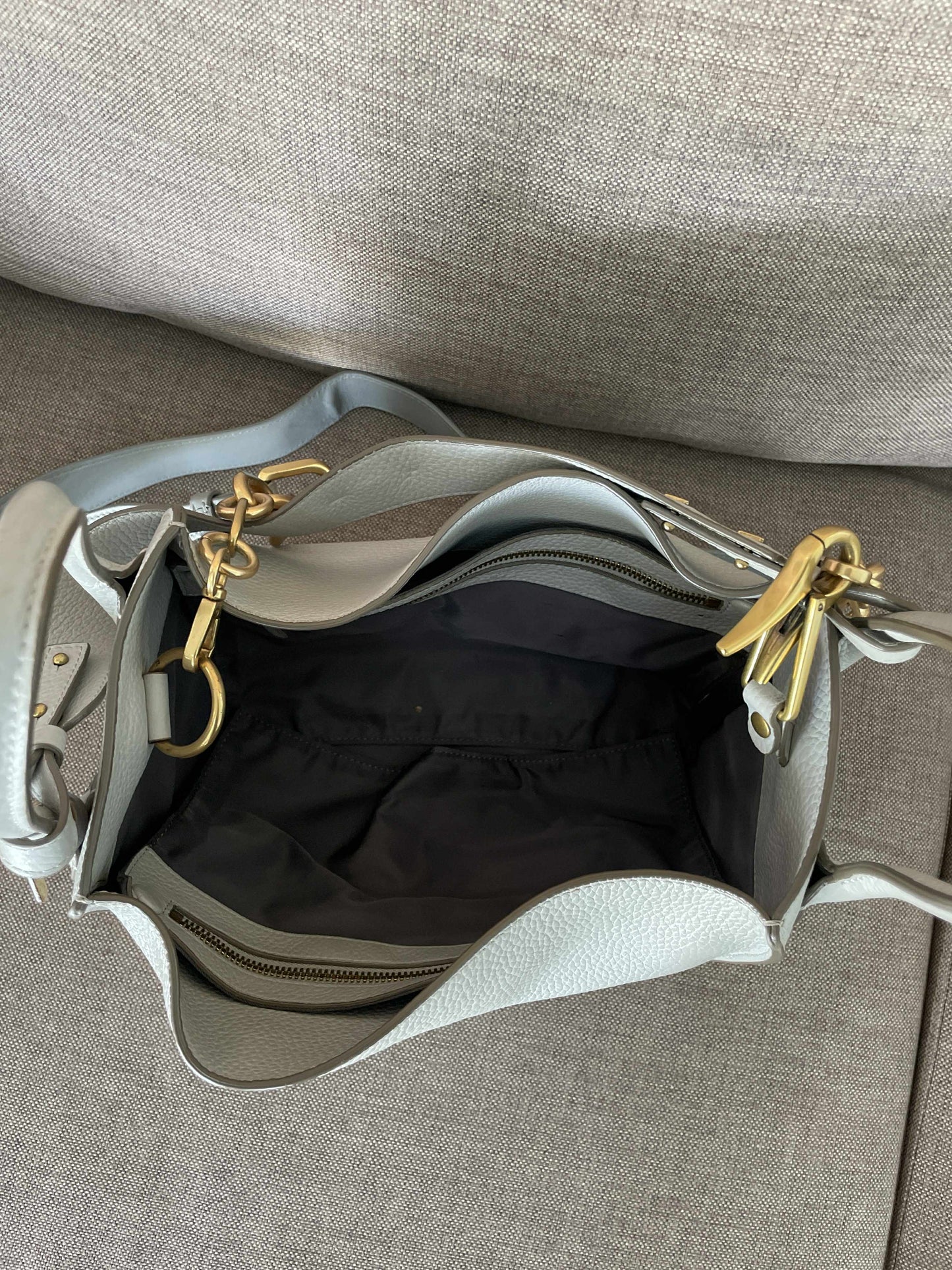 Rabeanco Leather Bag