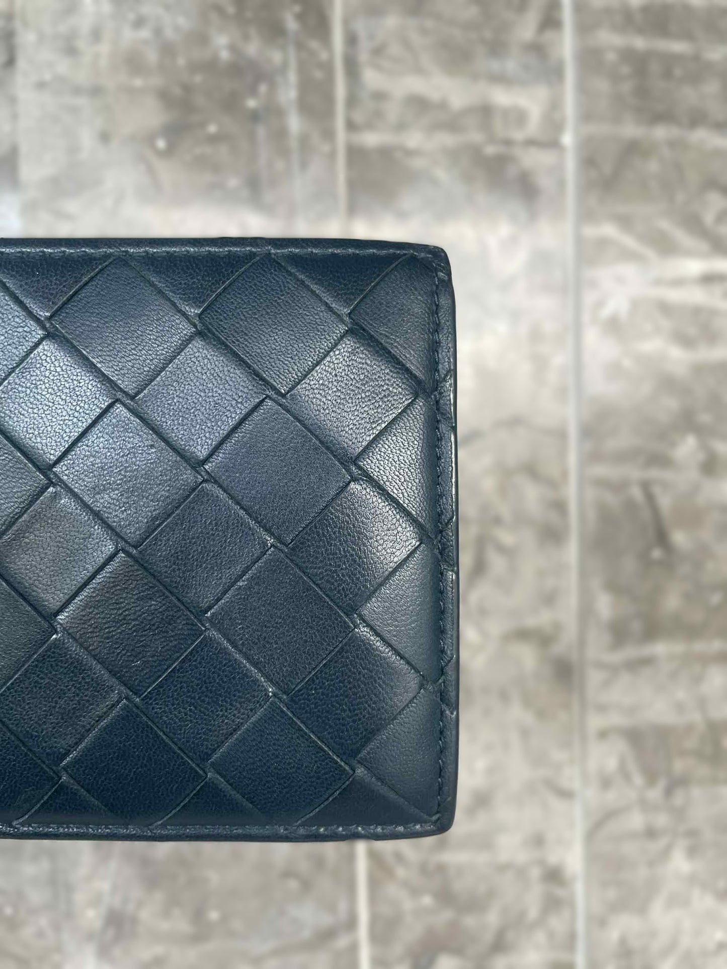 Men's Bottega Veneta  Intrecciato Bi-fold Wallet
