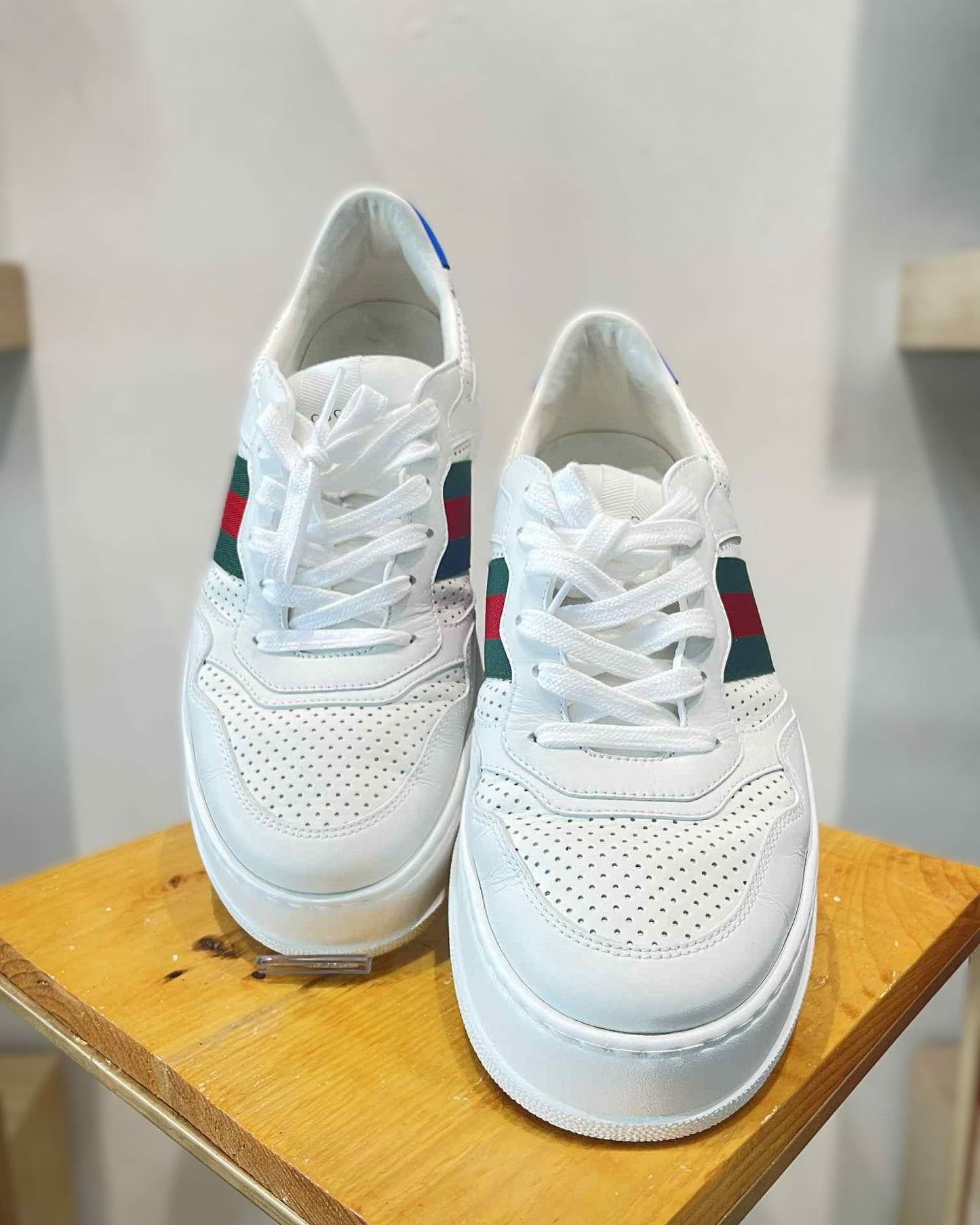 Gucci Shoes Size Shoes- 8