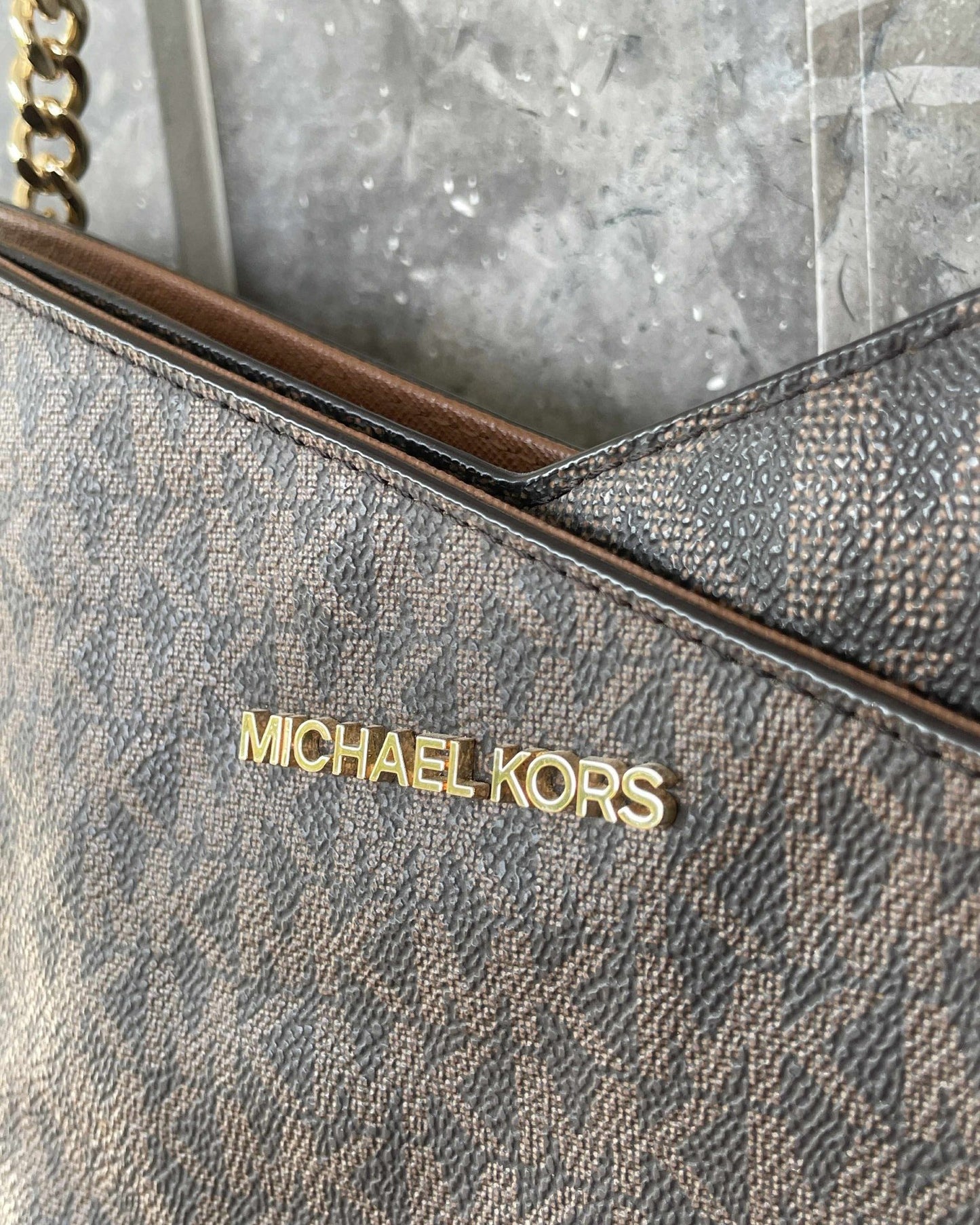 Michael Kors Jet Set Travel Large Logo
