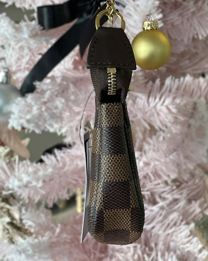 Louis Vuitton Mini Pochette