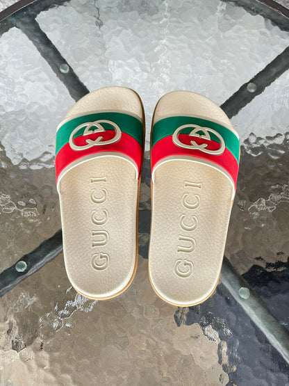Gucci Interlocking G slides