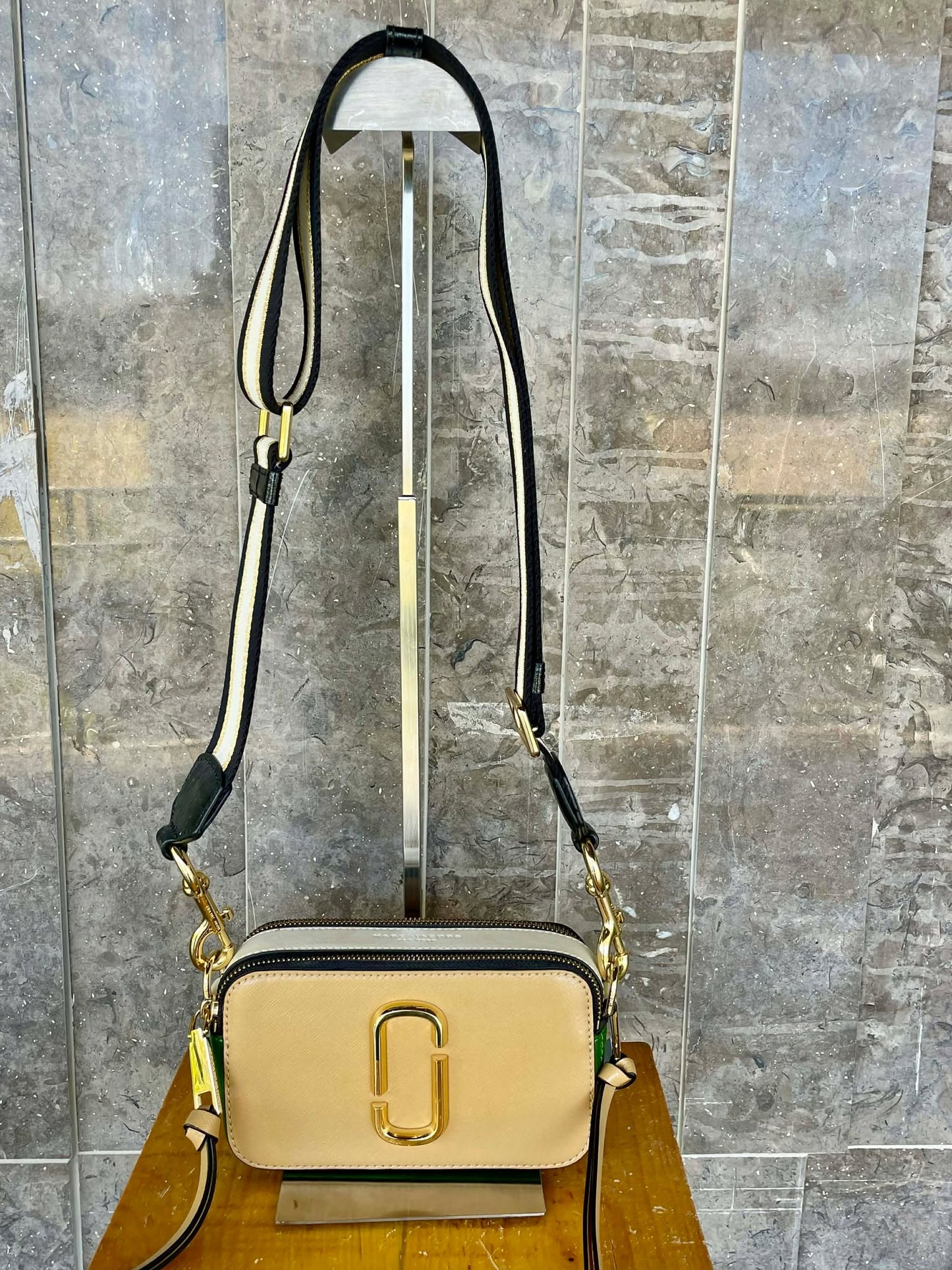 Marc Jacobs  Snapshot Platinum Gold