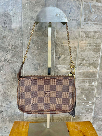 Louis Vuitton Mini Pochette