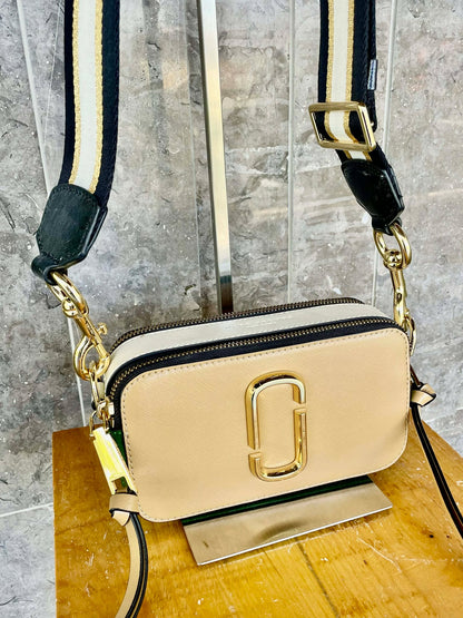 Marc Jacobs  Snapshot Platinum Gold