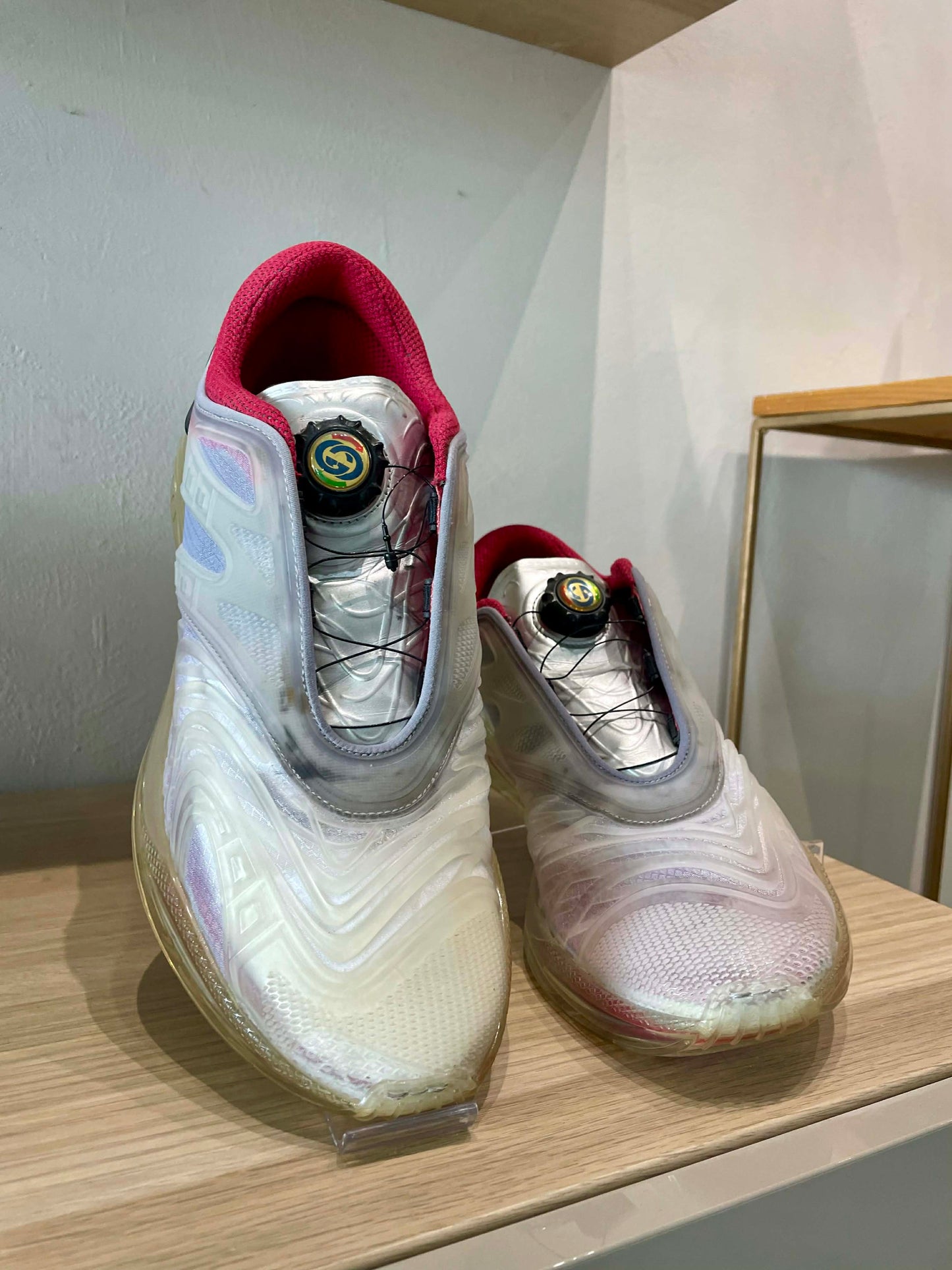 Gucci Ultrapace R Size: 7