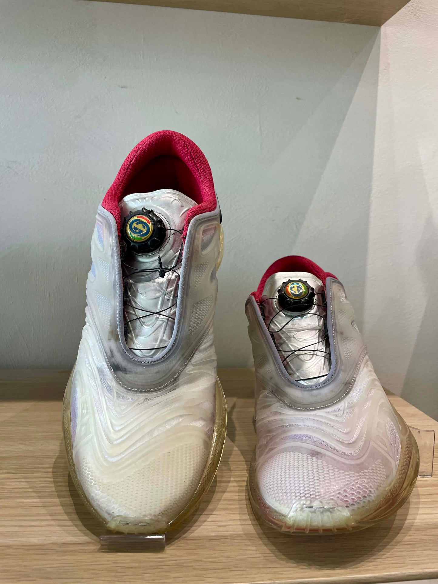 Gucci Ultrapace R Size: 7