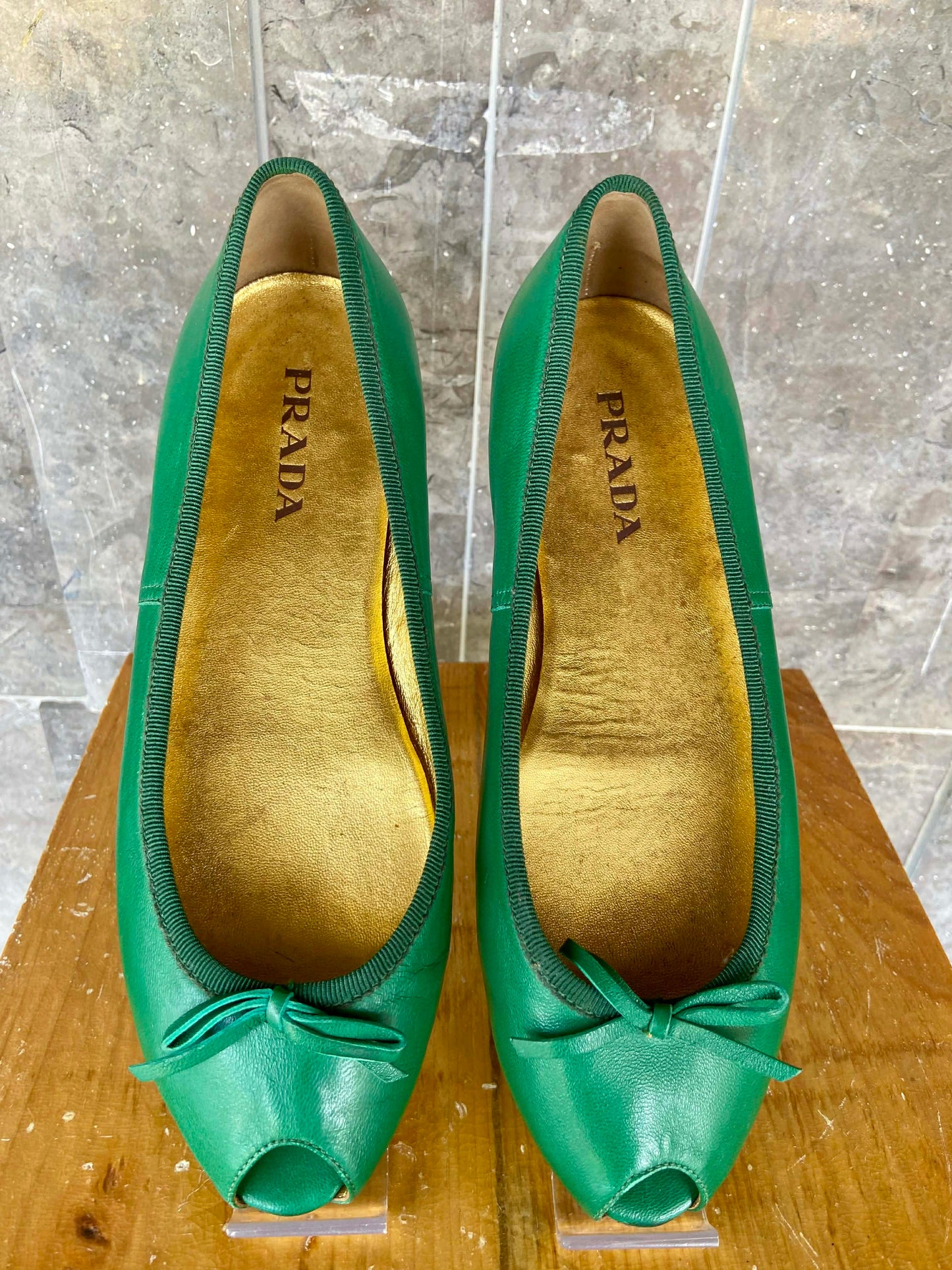 Prada Peep toe in green size 7