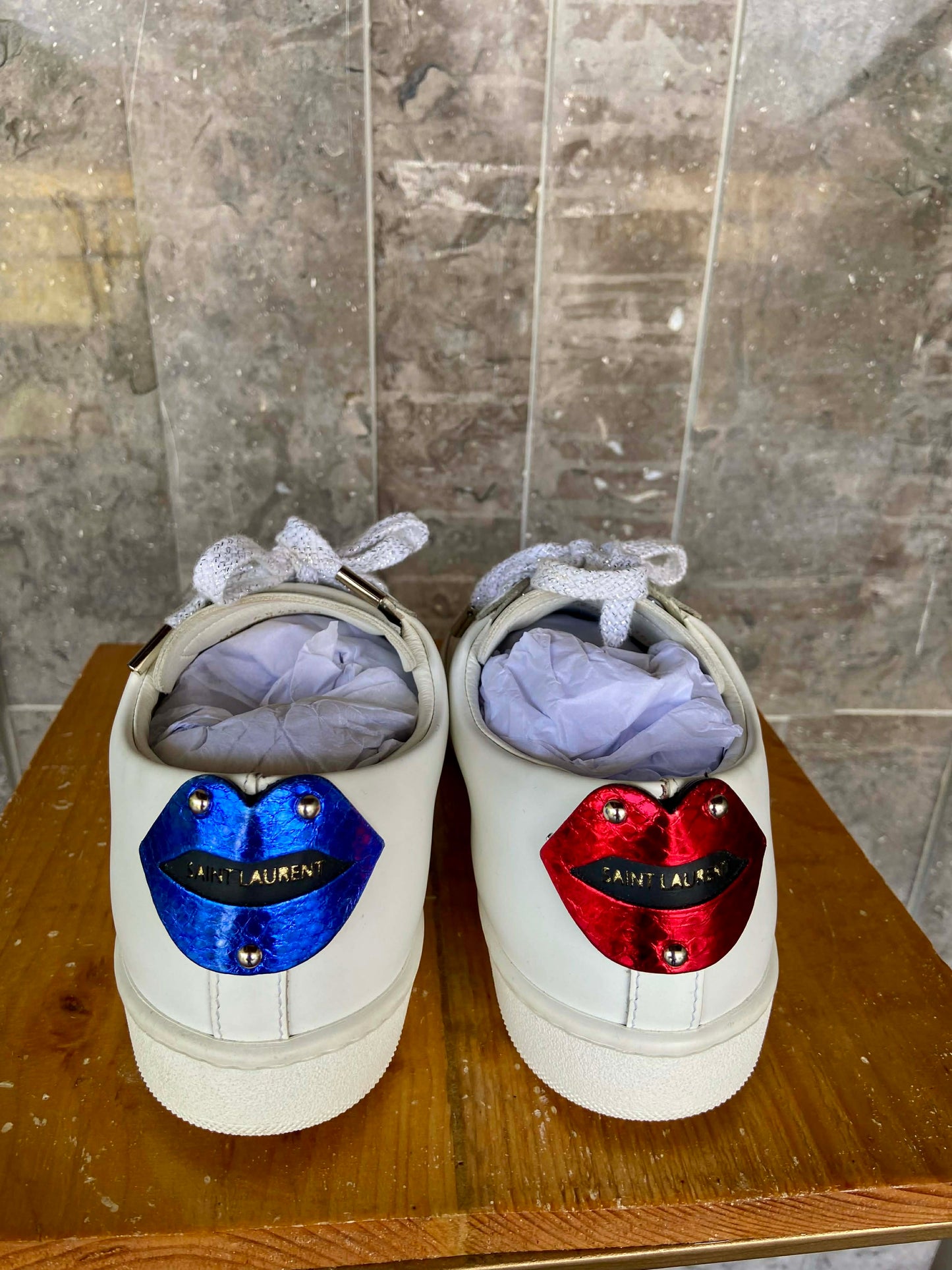 Yves saint Laurent Lip sneakers gem size 36 1/2