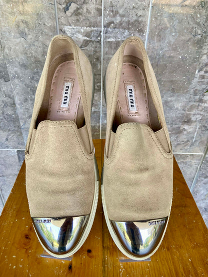 Miumiu Metal cap slip-on size 37