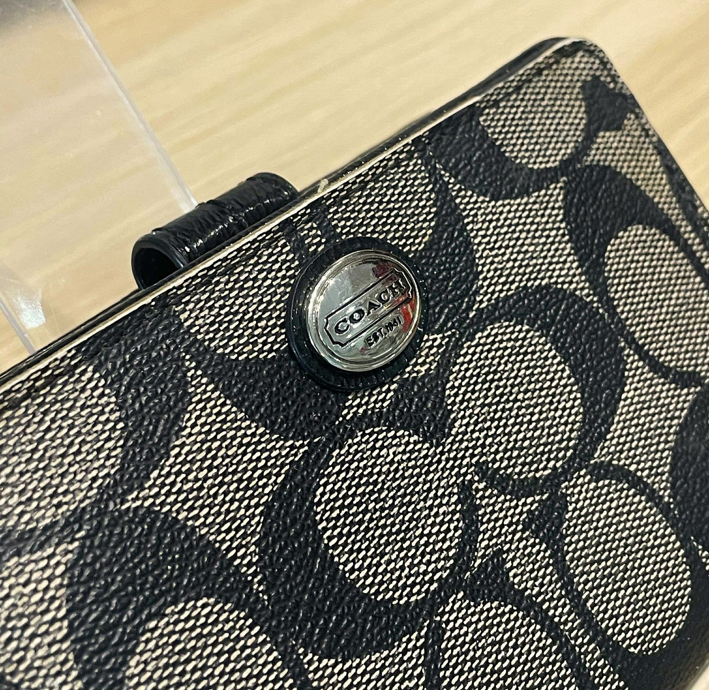 Coach Signature Monogram Canvass