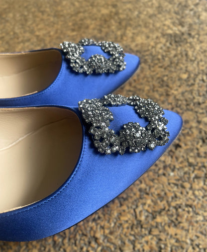 Manolo Blahnik Blue Satin Hangisi US 9