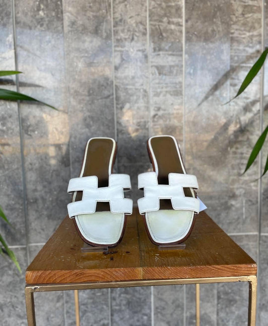 Hermès Oran Sandals
