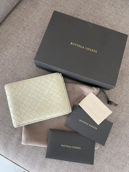 Bottega Veneta  Bifold Wallet Intrecciato