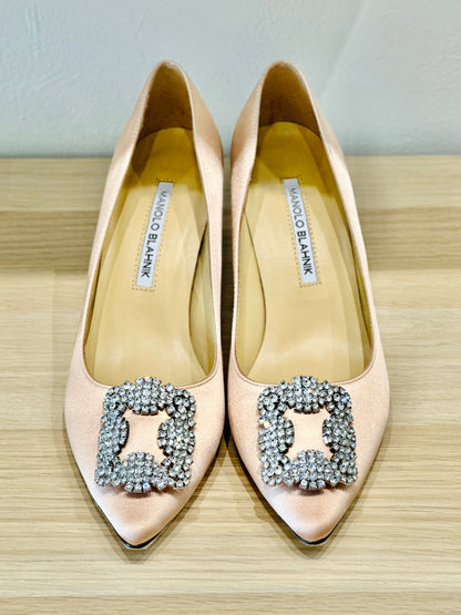 Manolo Blahnik Satin Pumps US 8