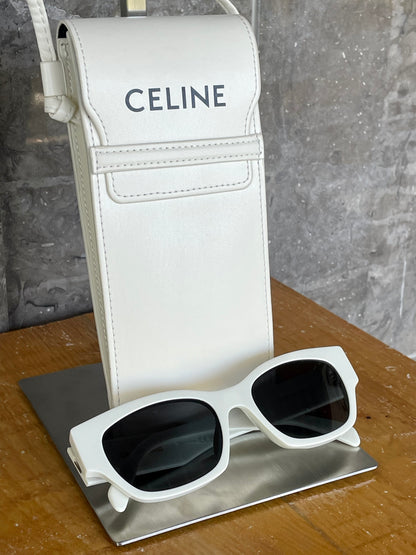 Celine CL40197U Sunglasses in shiny  ivory  with smoke lenses