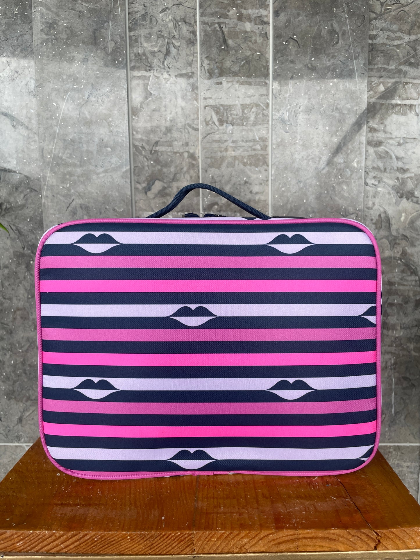 Kate Spade Jae Nylon Lip Print Travel Cosmetic Case Bag