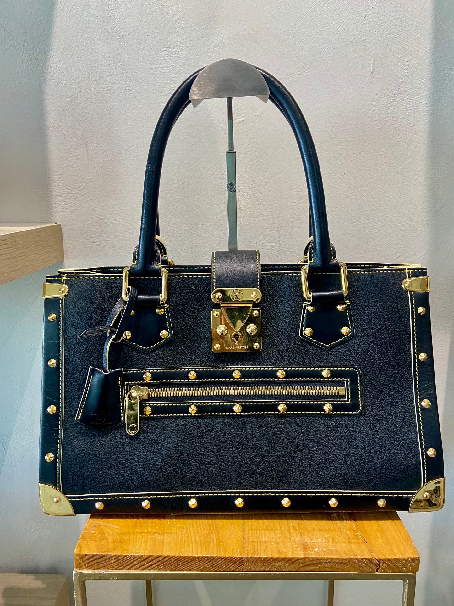 LV Black Suhali Le Fabulous Bag