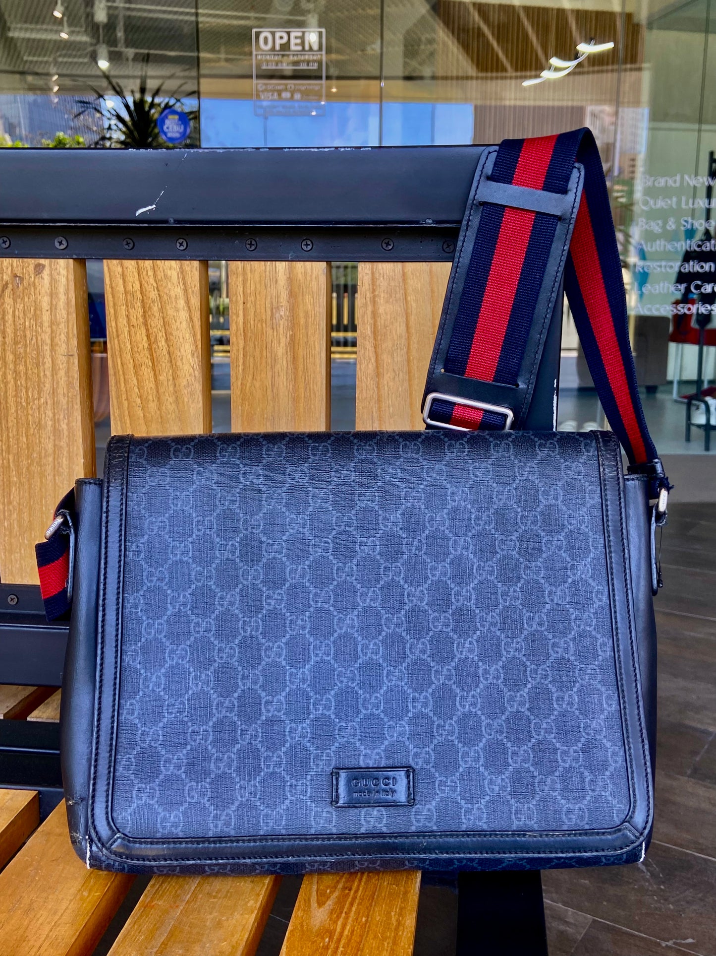 Gucci Messenger Supreme Web GG