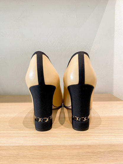 Chanel Bicolor Classic Pumps US 39
