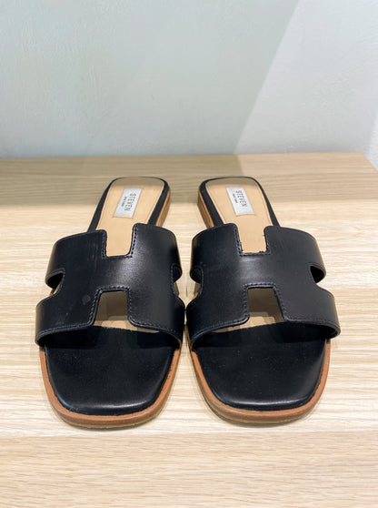 Steve Madden Haydn Black Leather Sandals