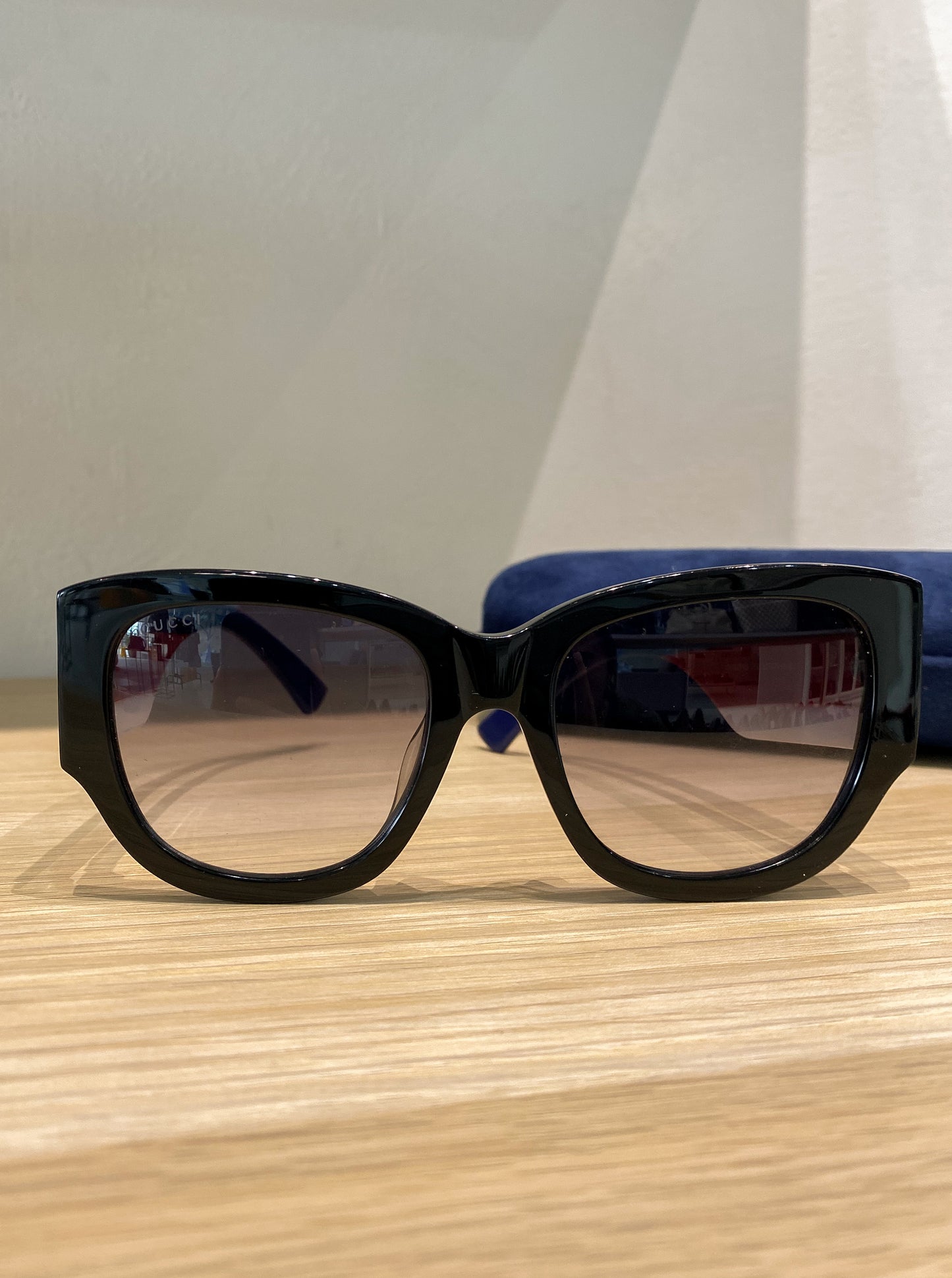 Gucci GG0276S Sunglass