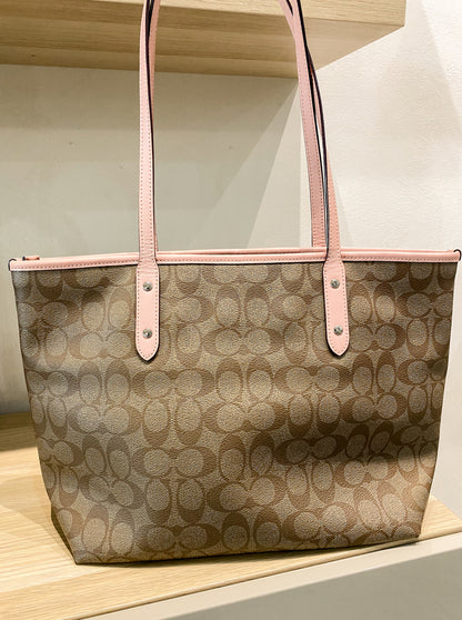 Coach City Tote in Signature Canvas