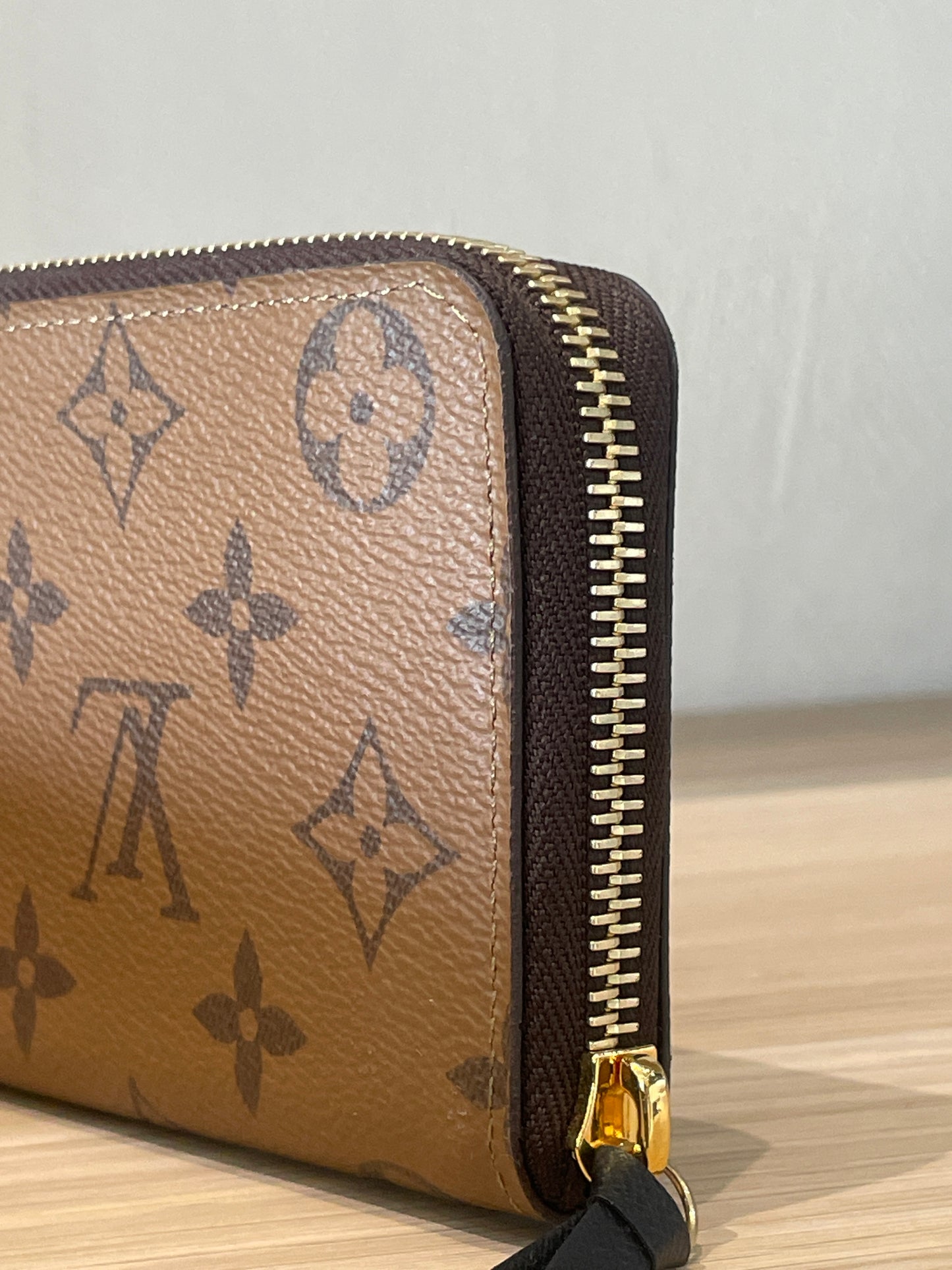 Louis Vuitton Damier Canvas Zippy coin purse