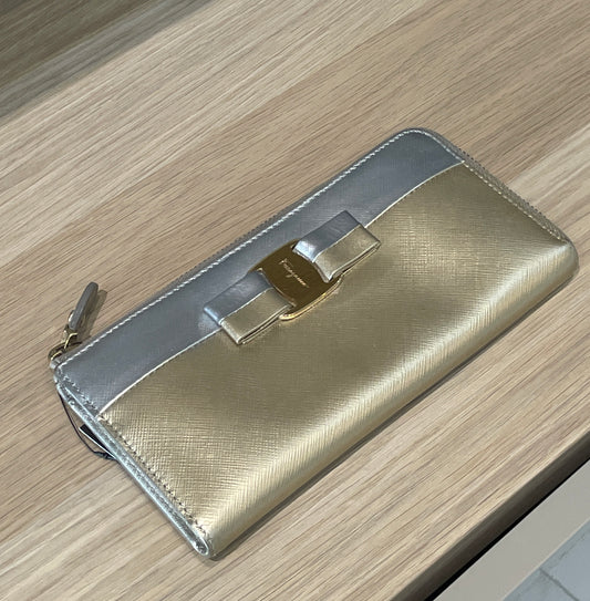 Ferrgamo Wallet Saffiano Leather zip-around long&nbsp; wallet
