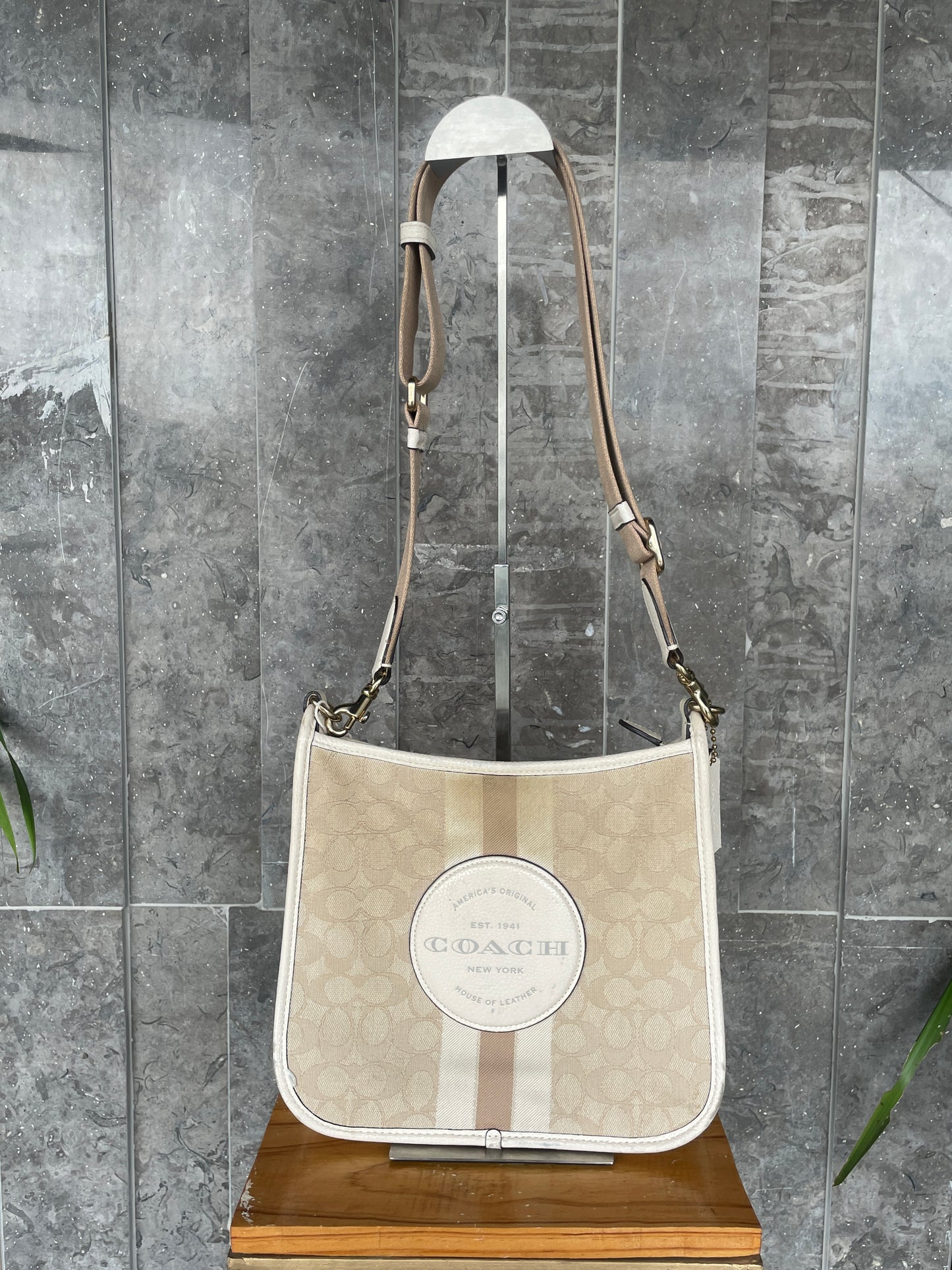 Coach Dempsey File sling Bag