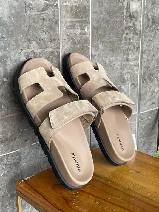 Hermes Chypre Sandal in Beige