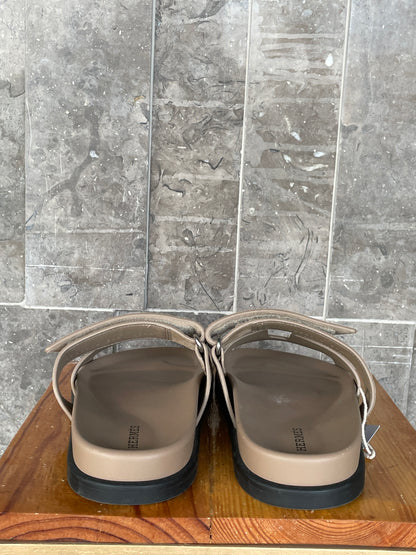 Hermes Chypre Sandal in Beige