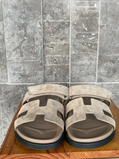 Hermes Chypre Sandal in Beige