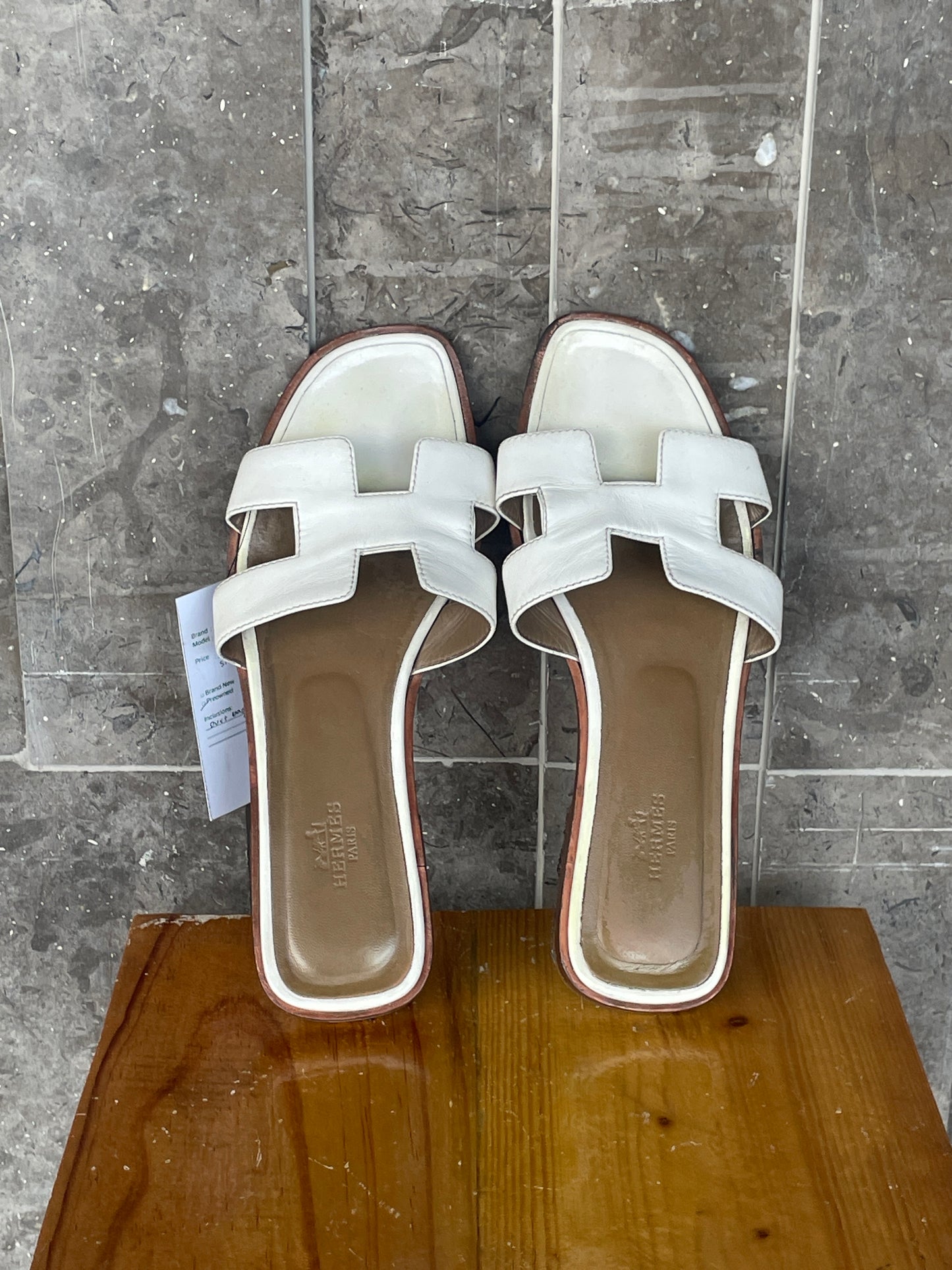Hermes Oran whte size 39