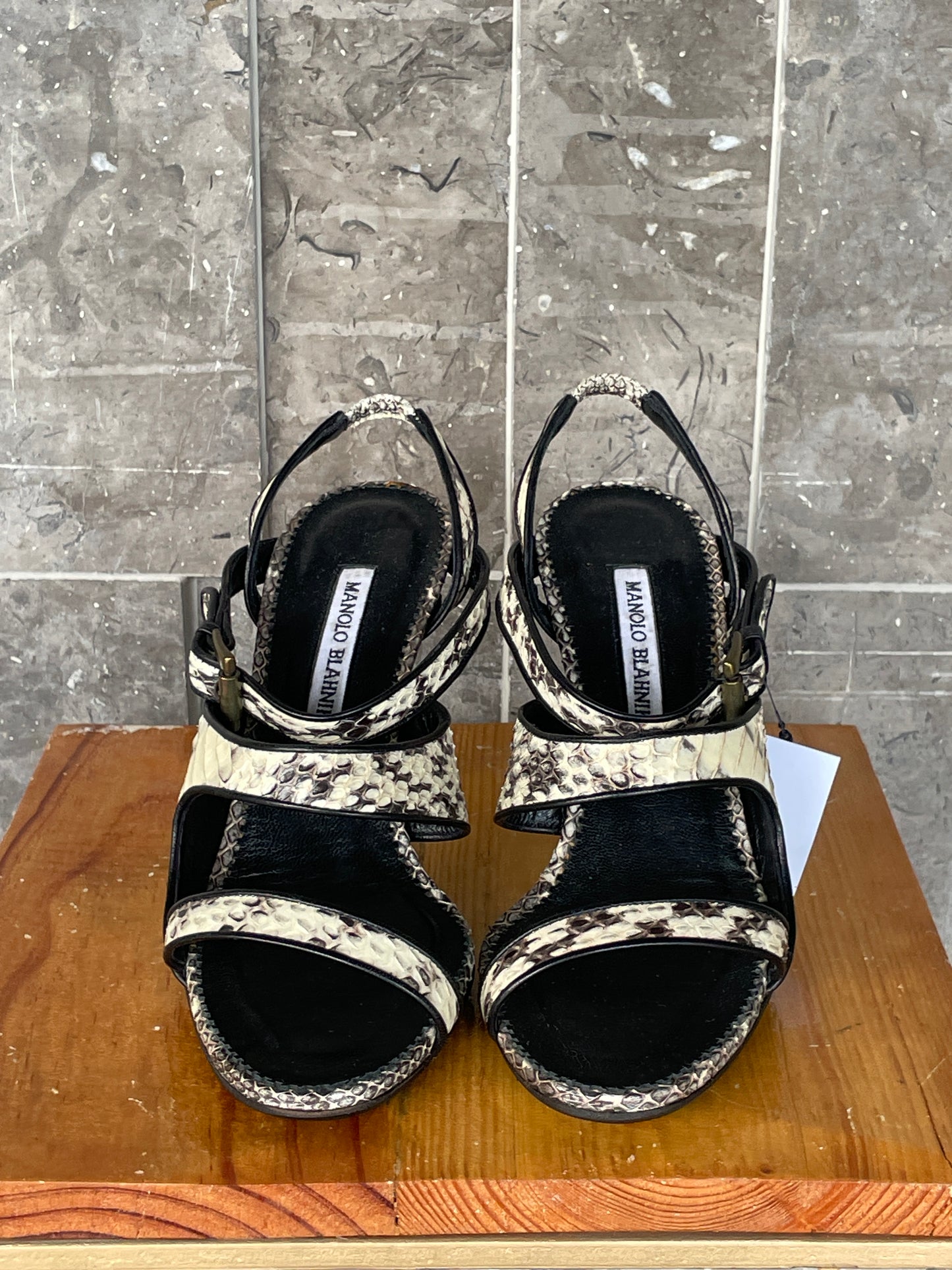 Manolo Blahnik EU38